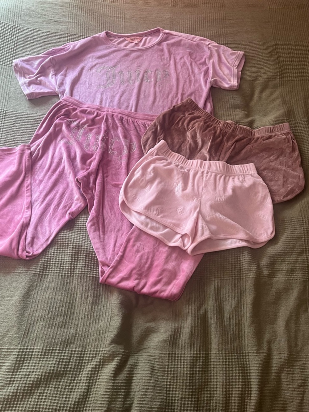 Set of 4 Juicy Couture Pink Sleep Set (all different sizes)
